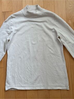 Pendleton Cream Turtleneck Knit Sweater